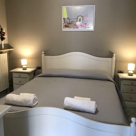 Anfite Apartments Castelletto Peschiera del Garda Bagian luar foto