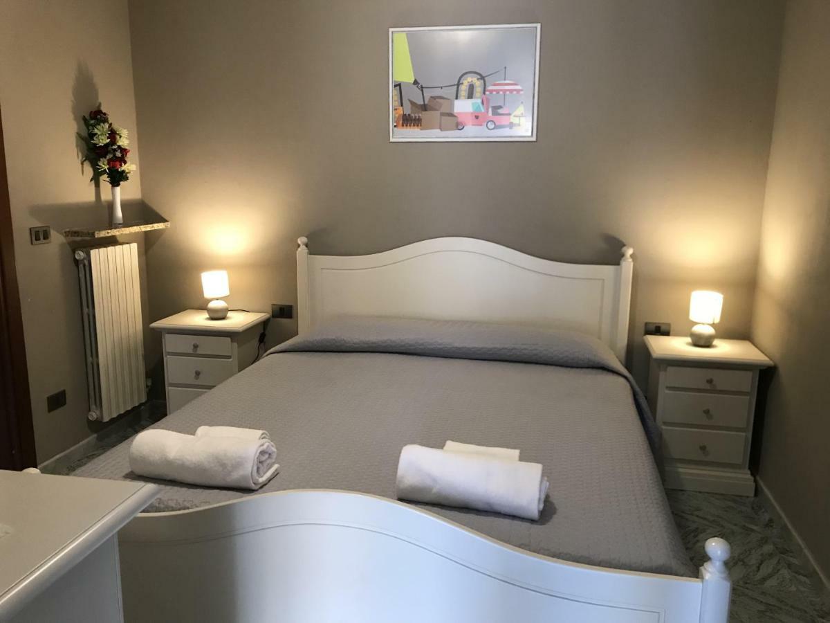 Anfite Apartments Castelletto Peschiera del Garda Bagian luar foto